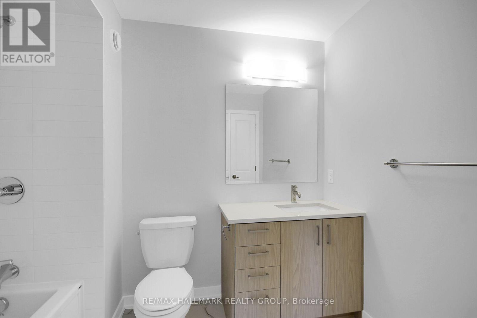 3 Bed, 3 Bath House for Rent in Ottawa – 749 NEWSTEAD CRESCENT, Ottawa – MLS# X13518716 - Image 38