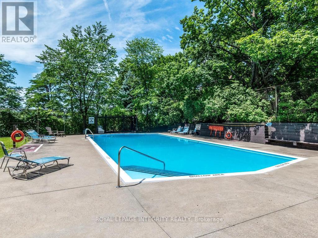 2 Bed, 1 Bath House for Sale in Ottawa – 606 – 20 CHESTERTON DRIVE, Ottawa – MLS# X13518766 - Image 27