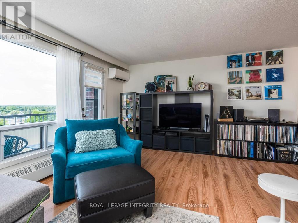 2 Bed, 1 Bath House for Sale in Ottawa – 606 – 20 CHESTERTON DRIVE, Ottawa – MLS# X13518766 - Image 8
