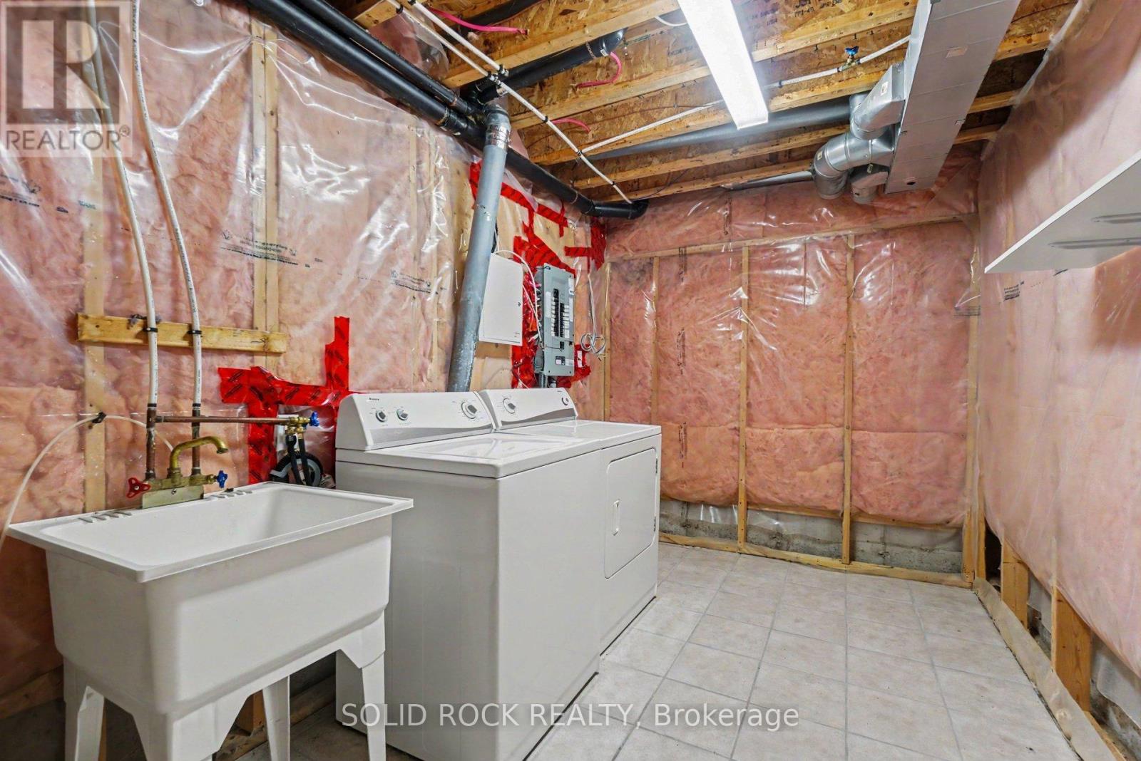 2 Bed, 2 Bath House for Sale in Ottawa – 369 CITIPLACE DRIVE, Ottawa – MLS# X13518958 - Image 22