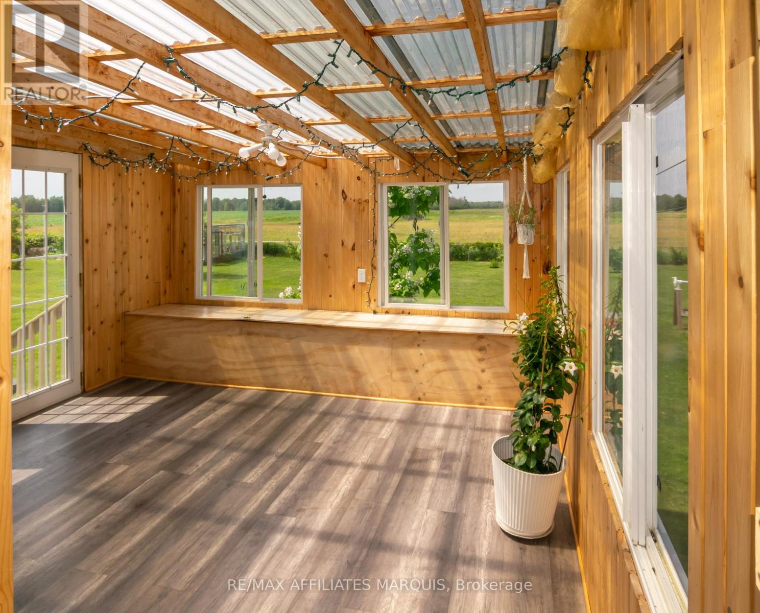 428 JOHNSTON ROAD - Image 10