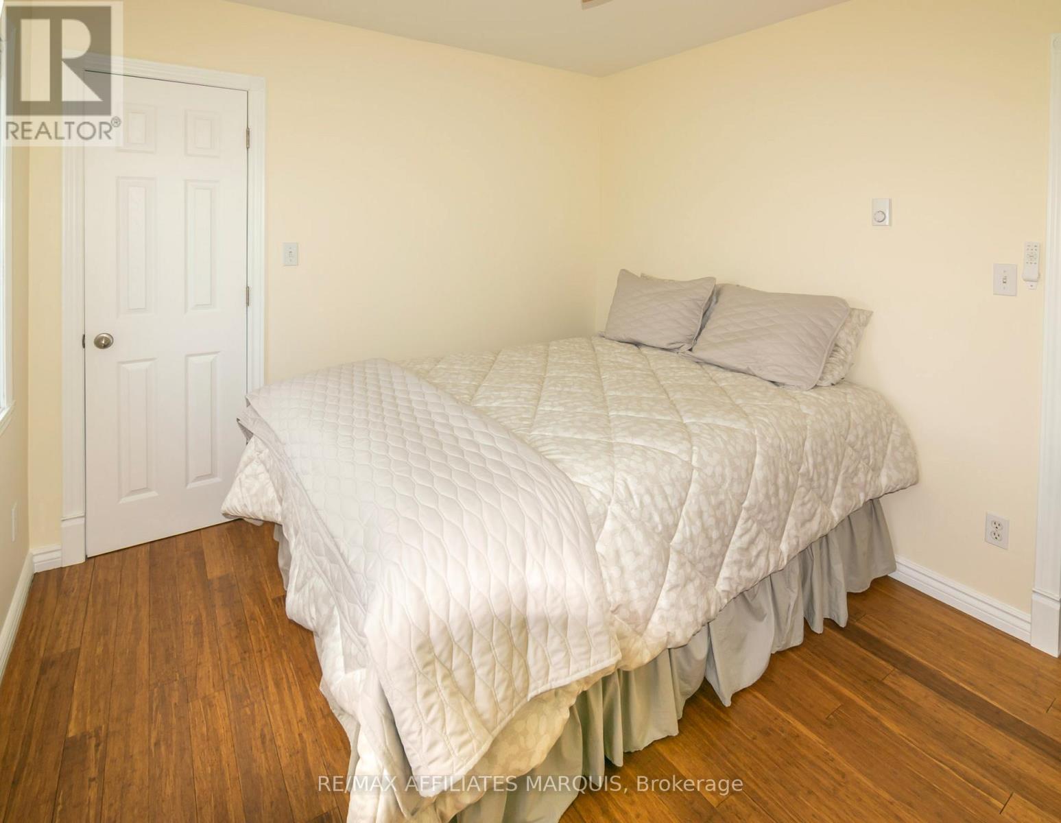 428 JOHNSTON ROAD - Image 17