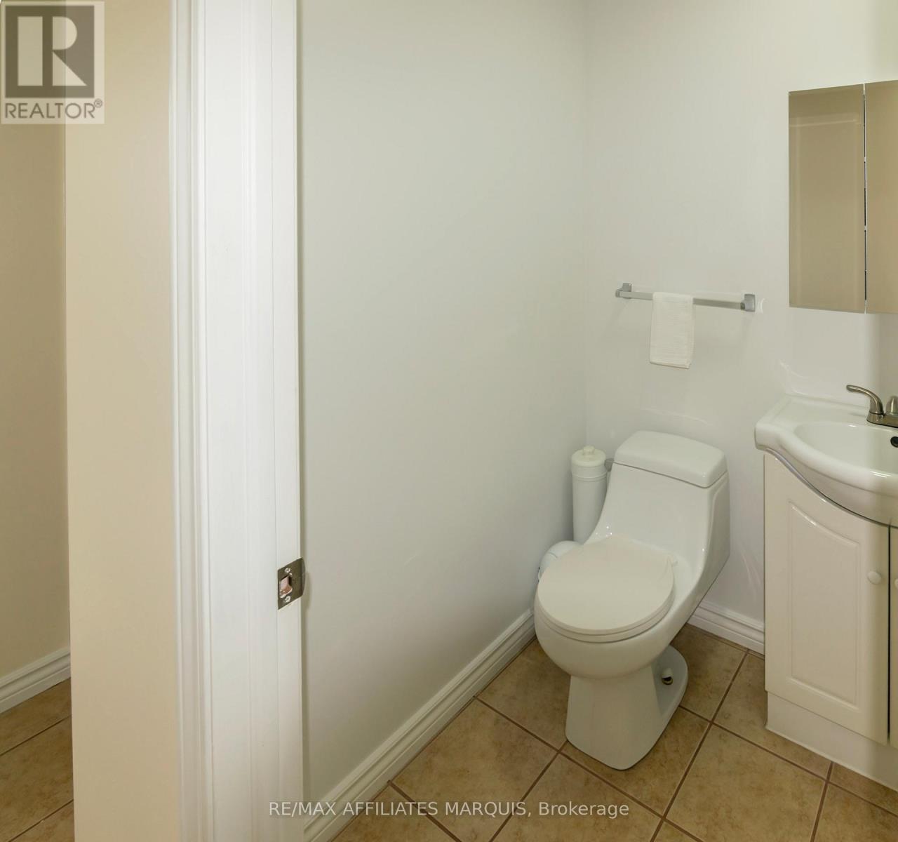 428 JOHNSTON ROAD - Image 19