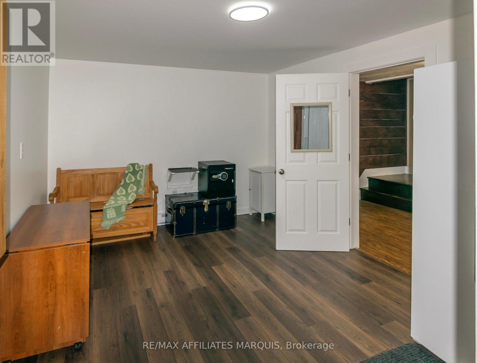 428 JOHNSTON ROAD - Image 24