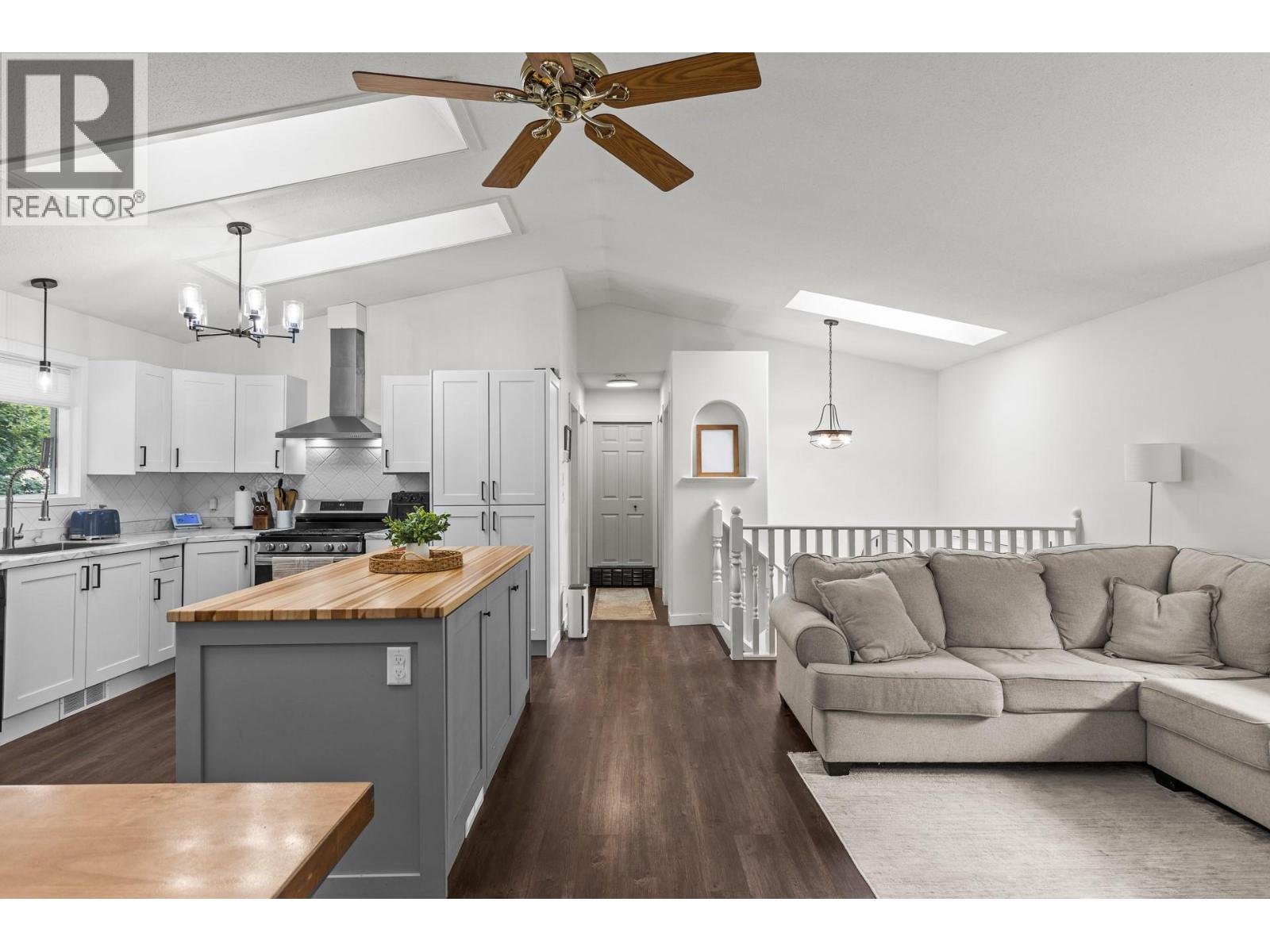 3910 Highland Park Crescent - 15