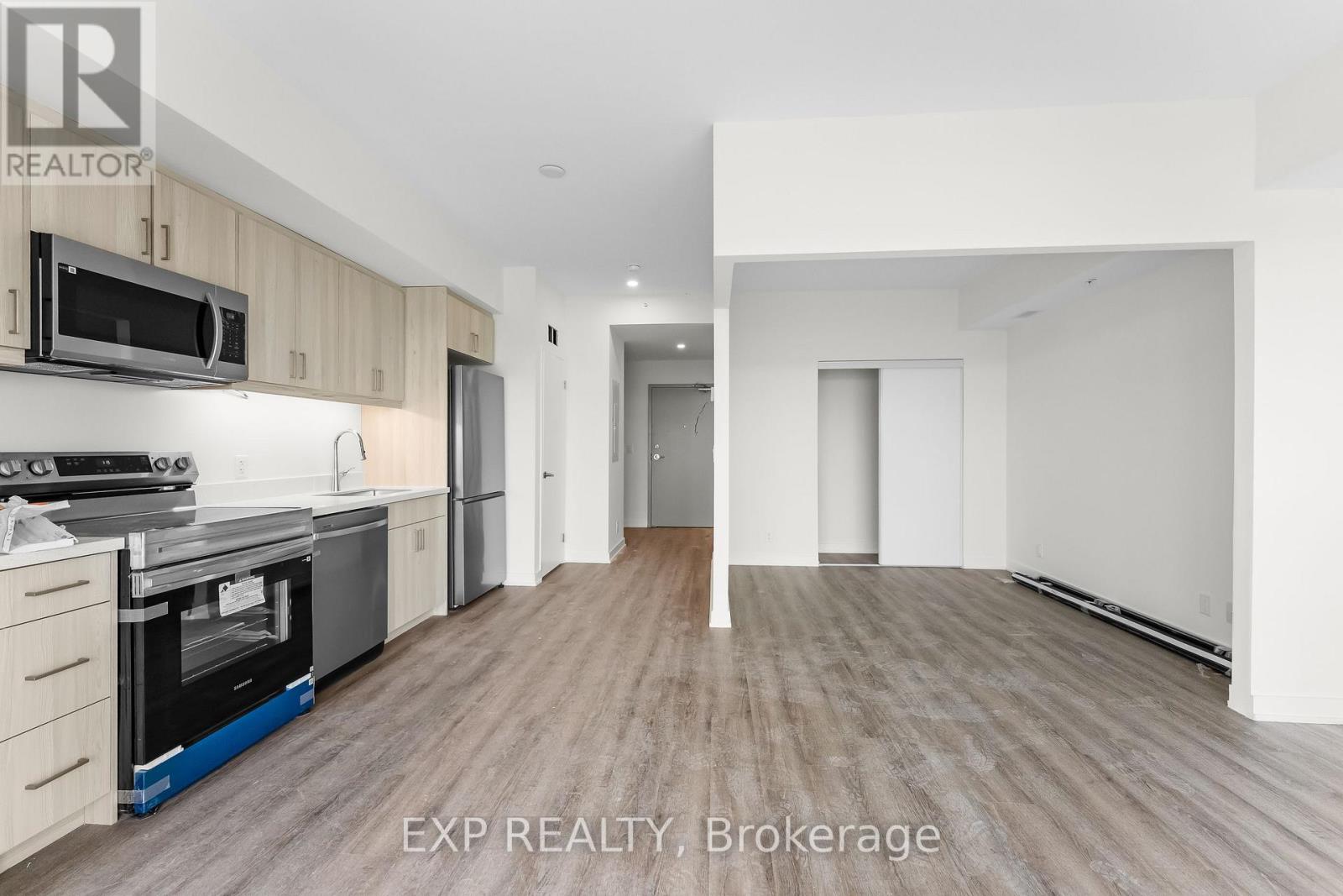 #247 350 PRINCE CHARLES DR DRIVE - Image 7