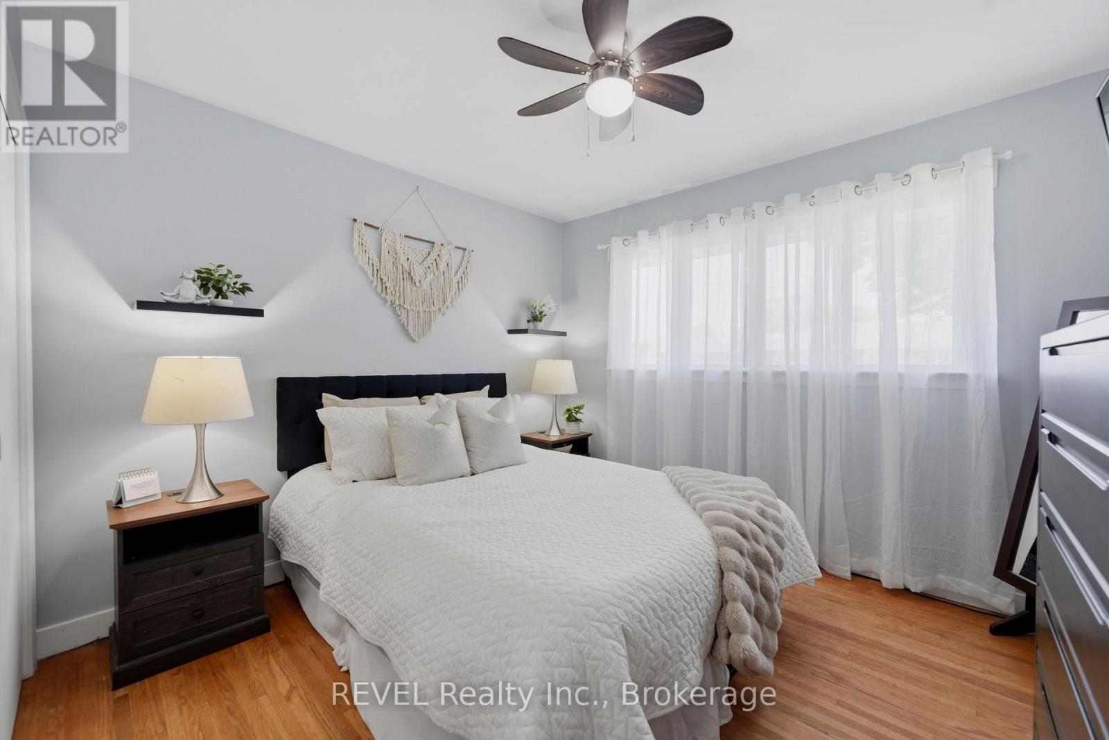 256 CLARKE STREET - Image 14