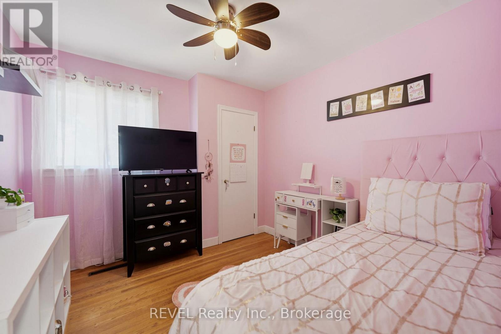 256 CLARKE STREET - Image 18