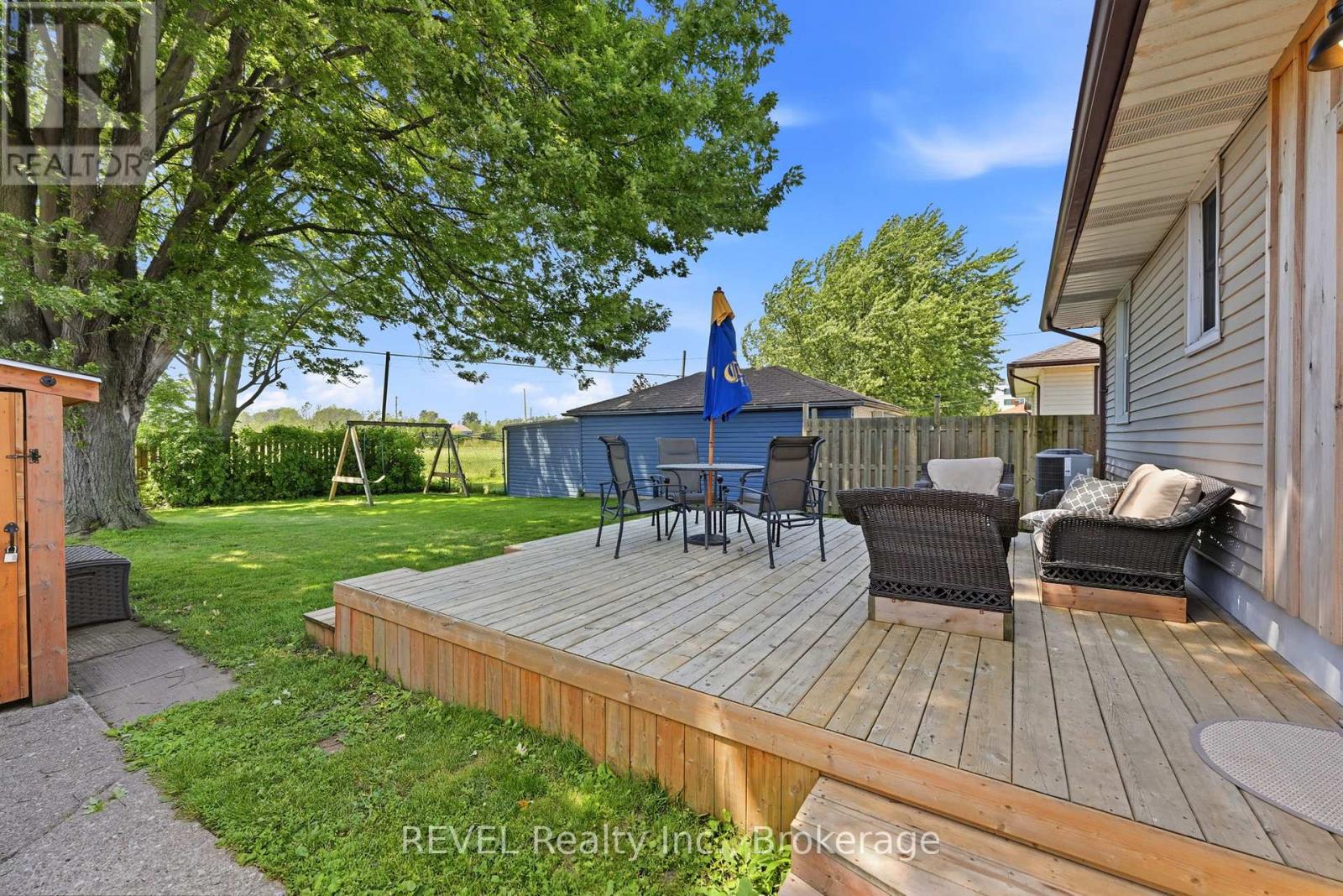 256 CLARKE STREET - Image 27