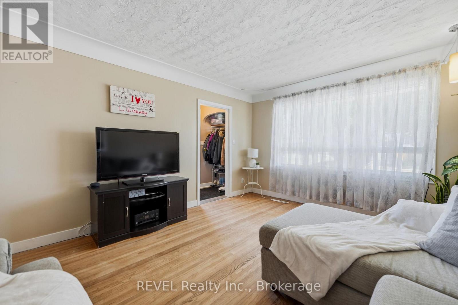 256 CLARKE STREET - Image 6
