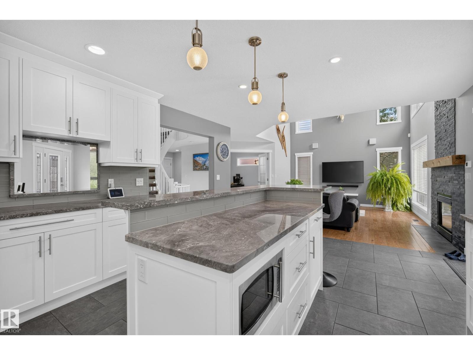 1017 HOLGATE PL NW — photo 20
