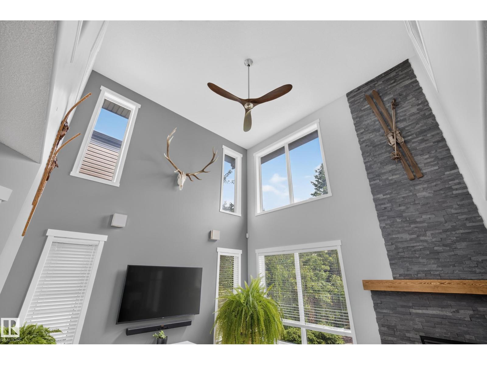 1017 HOLGATE PL NW — photo 25