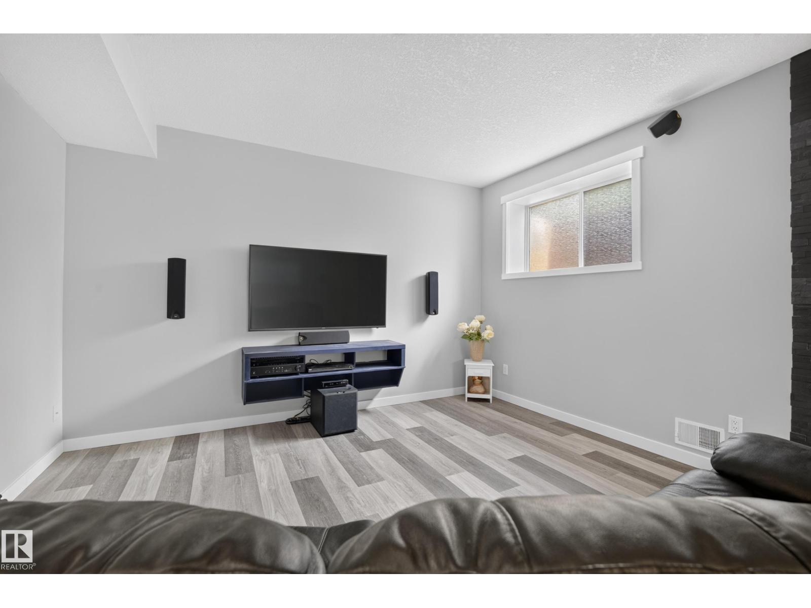 1017 HOLGATE PL NW — photo 45