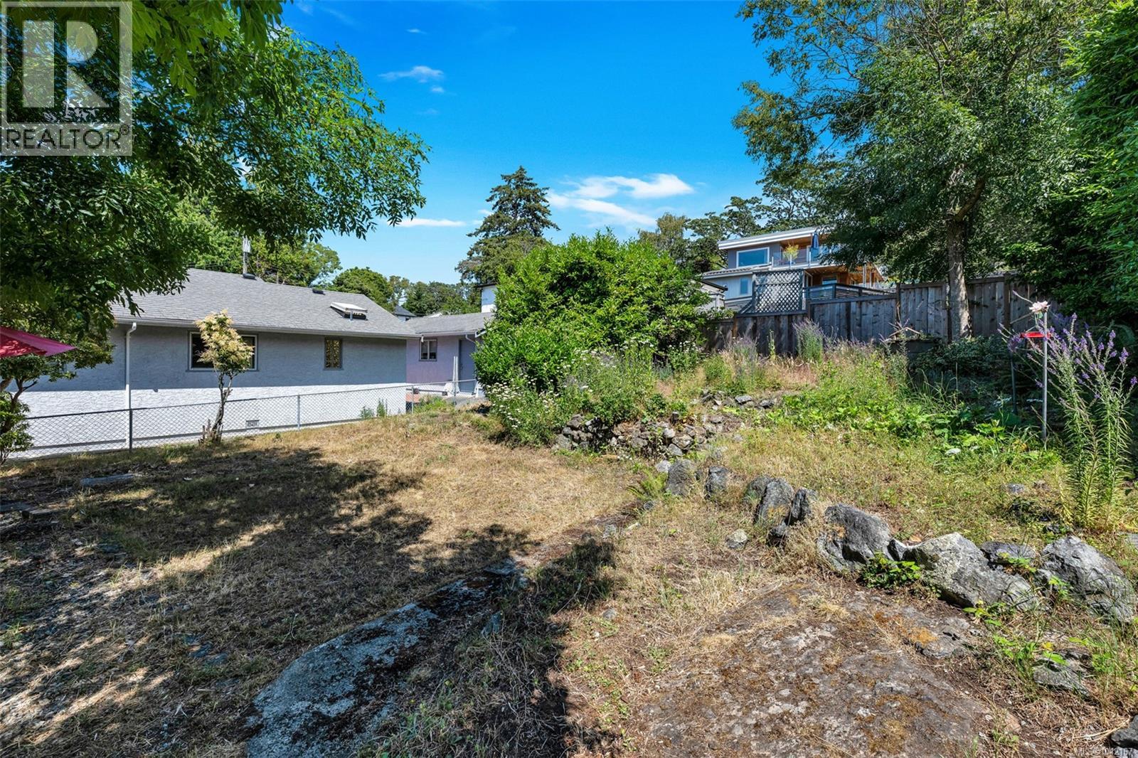367 Foul Bay Rd - 20