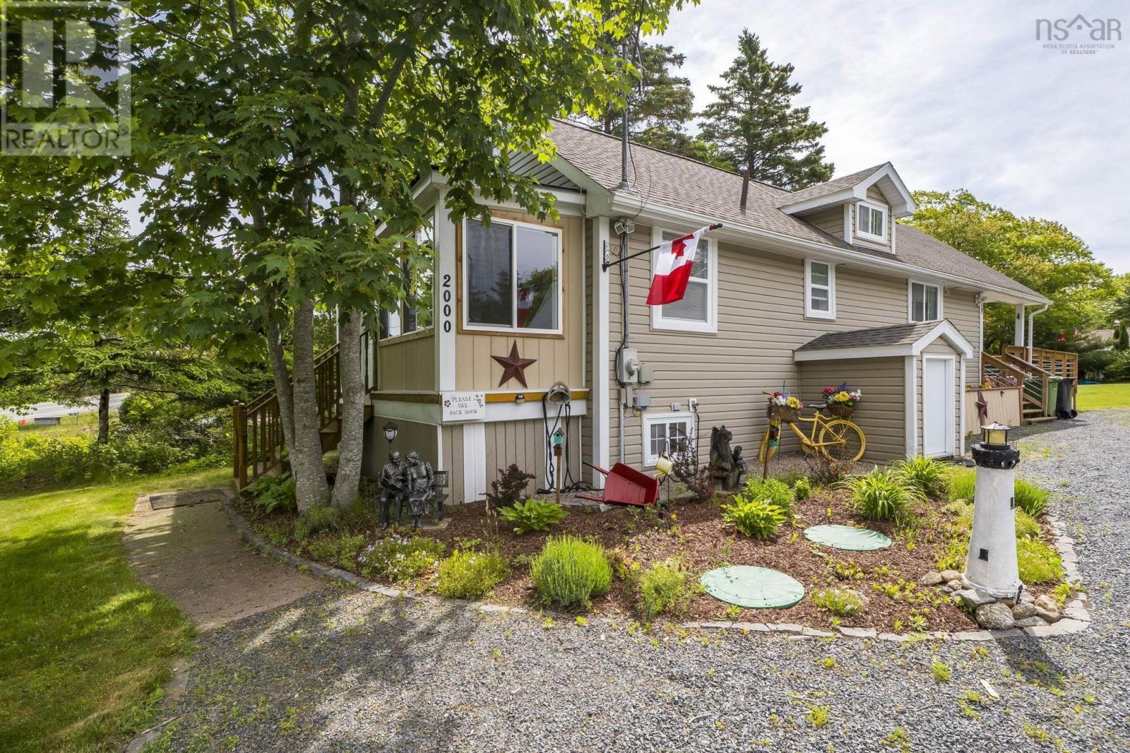 2000 Prospect Road - 2