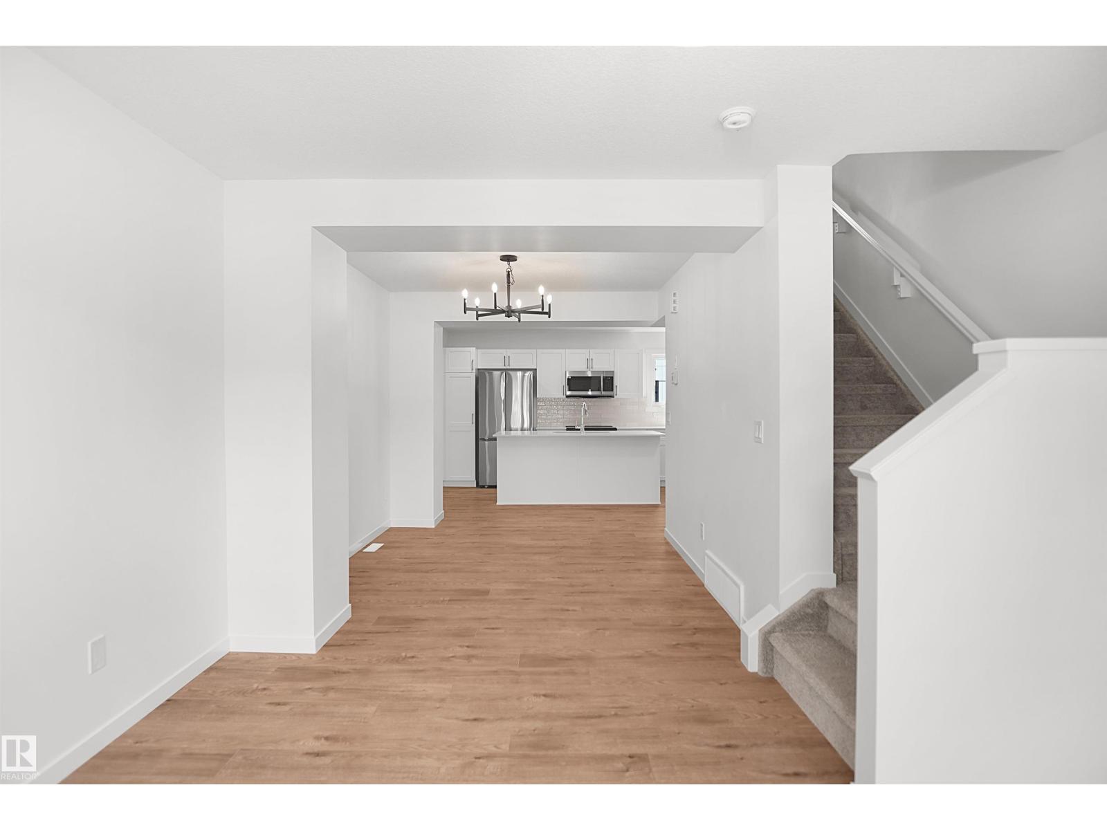 #11 29 AIRPORT RD NW - 16