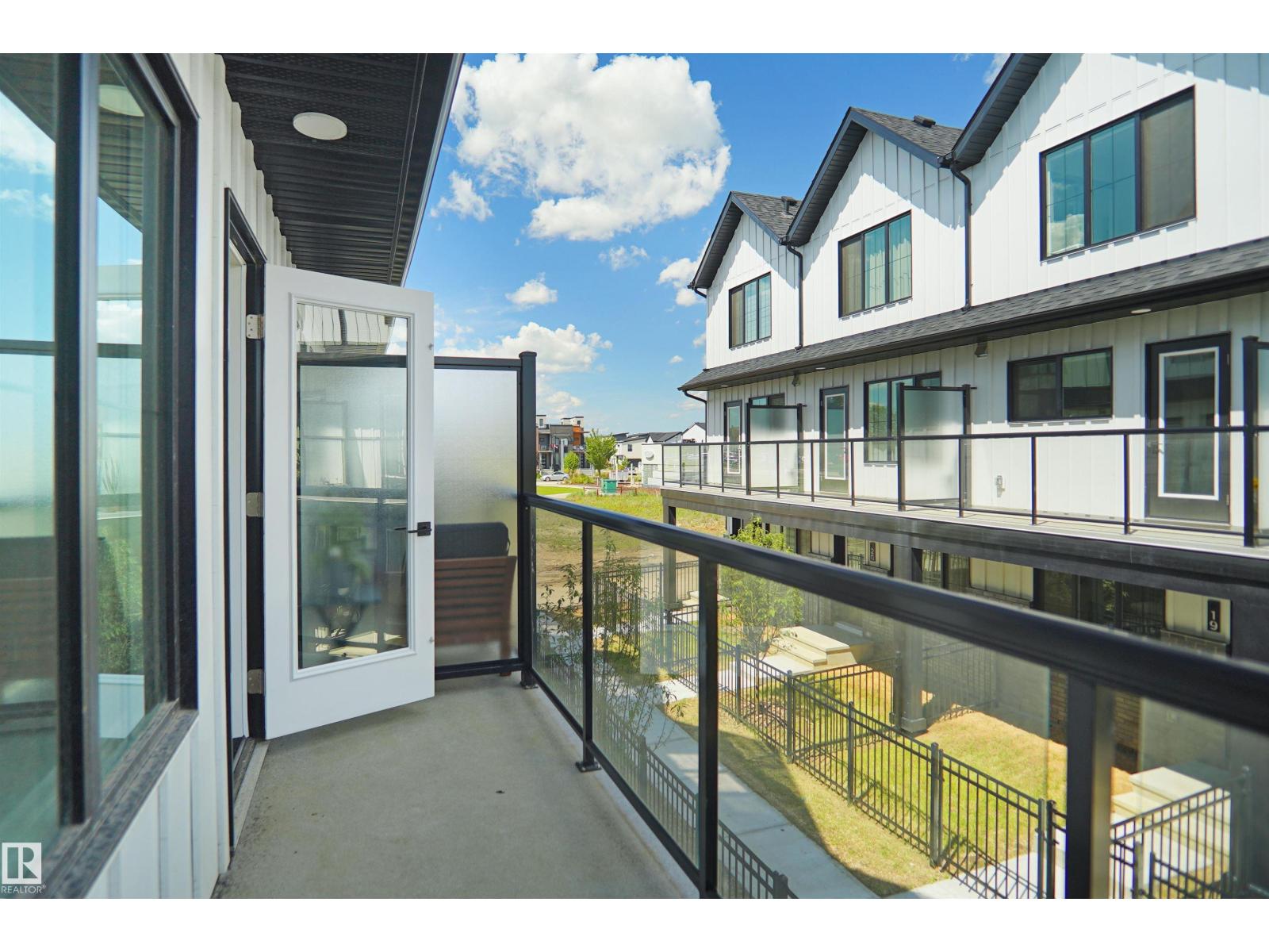 #11 29 AIRPORT RD NW - 29