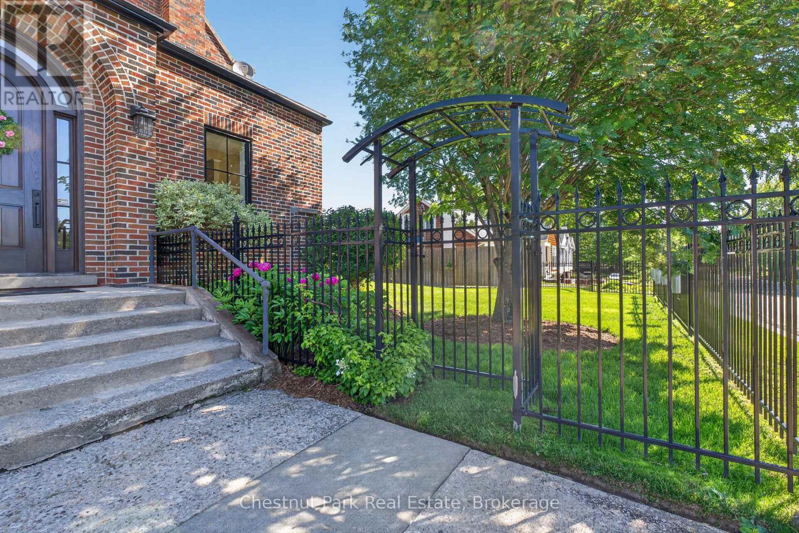 45 MCMURRAY STREET - 25