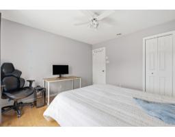 43 Ch. Des Châtelets, Val Des Monts, QC J8N7R1 Photo 18