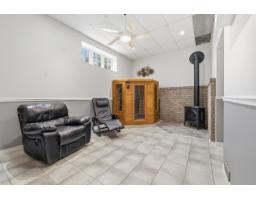 43 Ch. Des Châtelets, Val Des Monts, QC J8N7R1 Photo 32