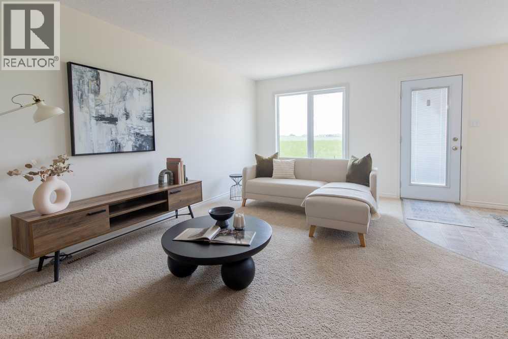 #3(C) 4406 Lake Drive - 8
