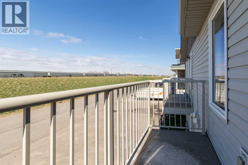 #3(C) 4406 Lake Drive - 42