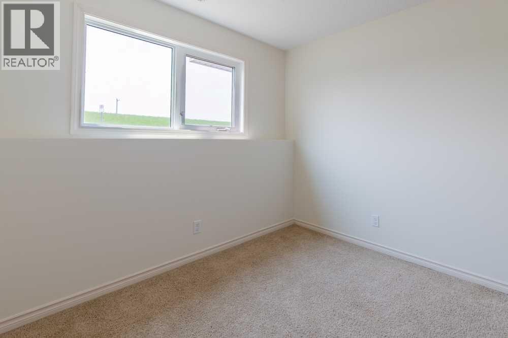 #3(C) 4406 Lake Drive - 40