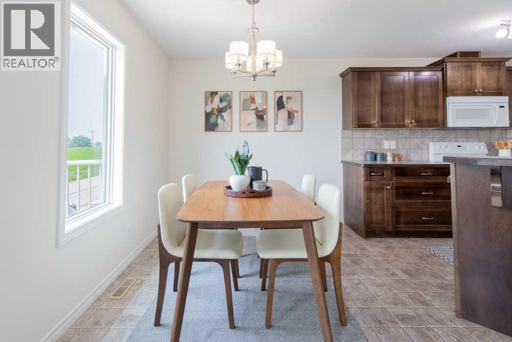 #3(C) 4406 Lake Drive - 11