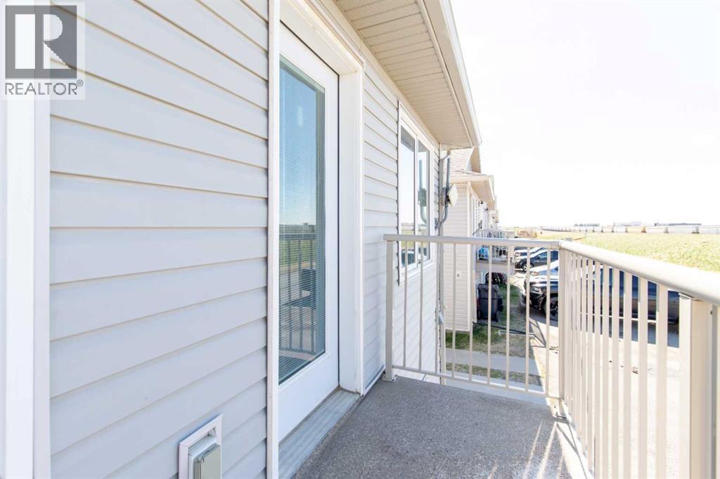 #3(C) 4406 Lake Drive - 44