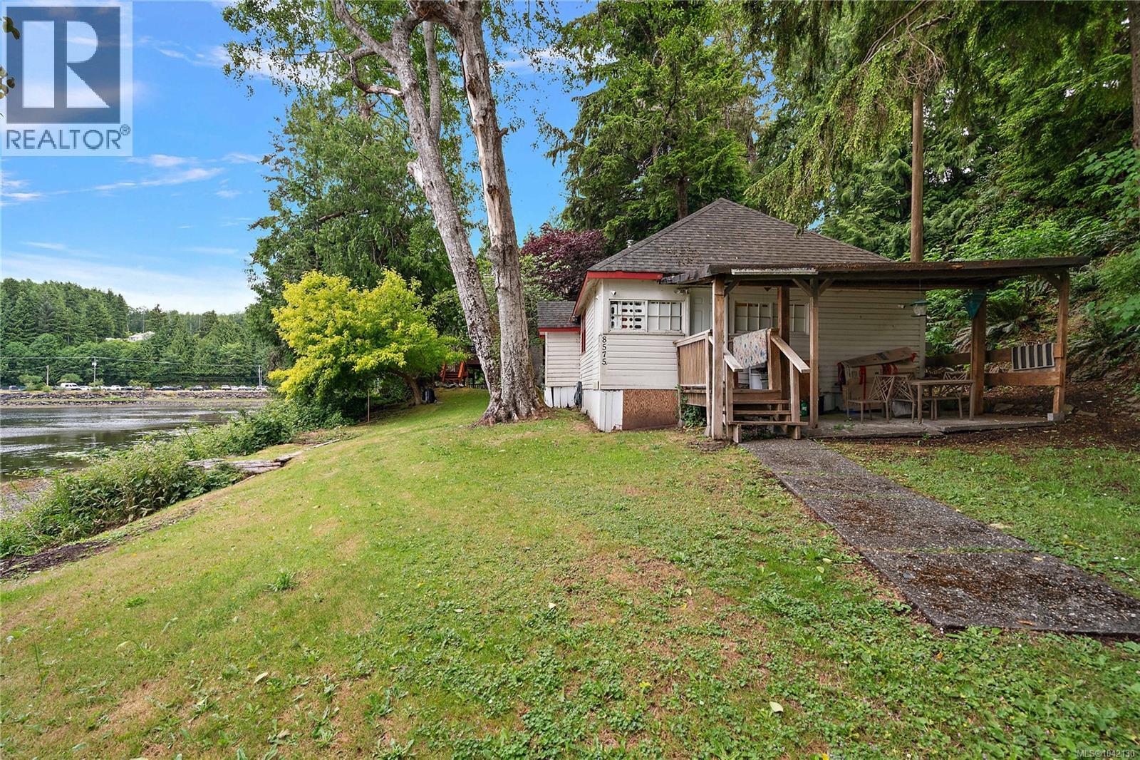 8575 Glenview Rd - 7