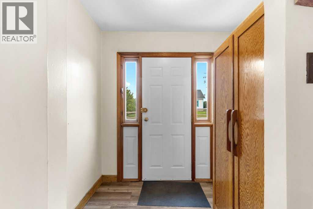 1925 23 Avenue - 7