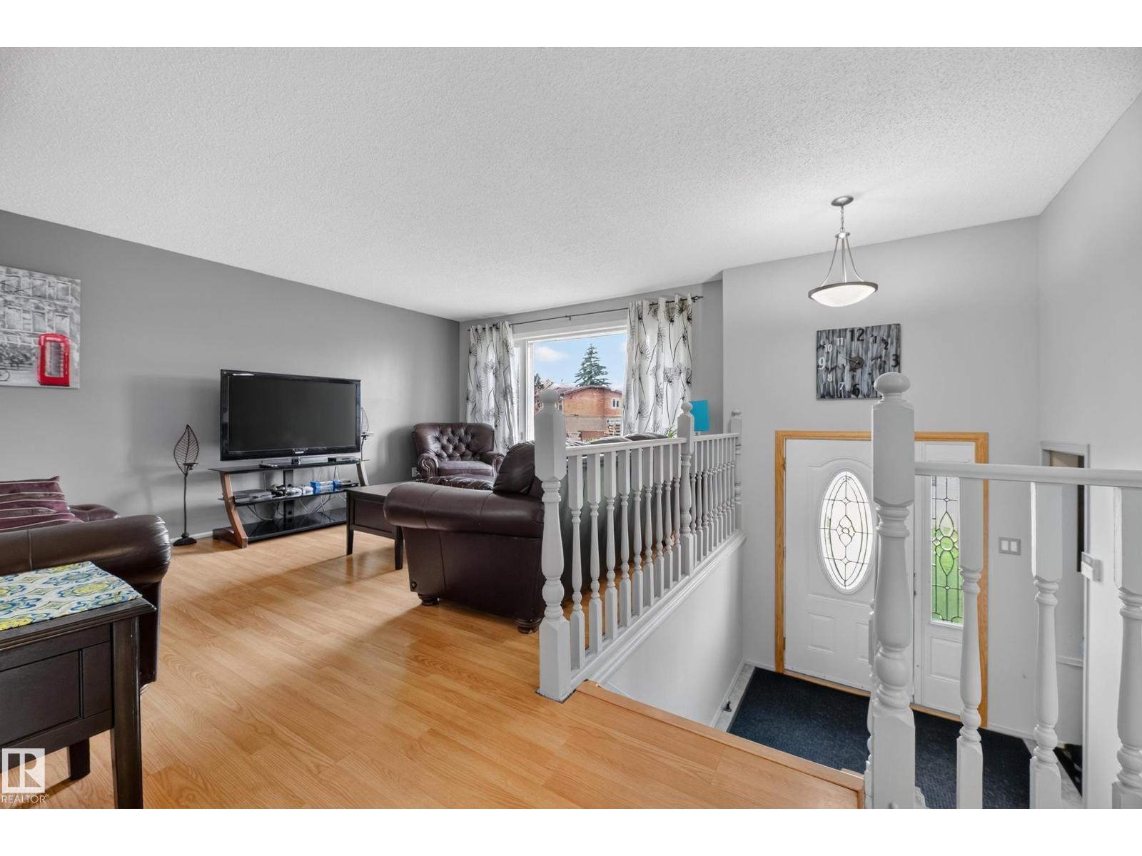 2027 38 ST NW - photo 5