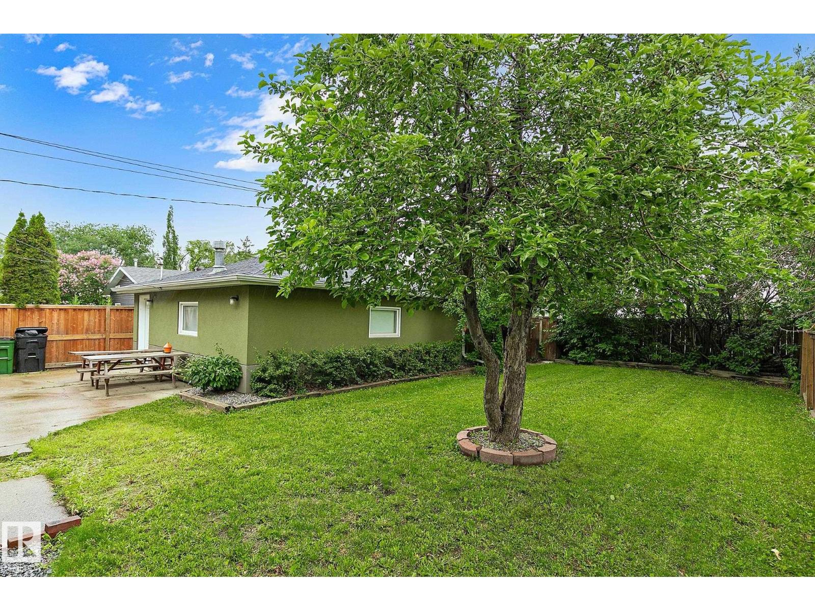 14624 110A AV NW — photo 33
