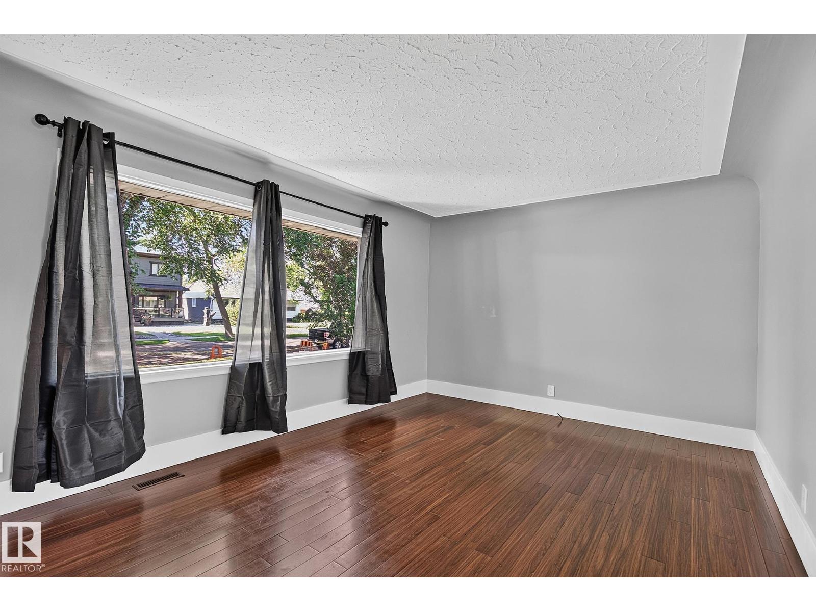 14624 110A AV NW - photo 4