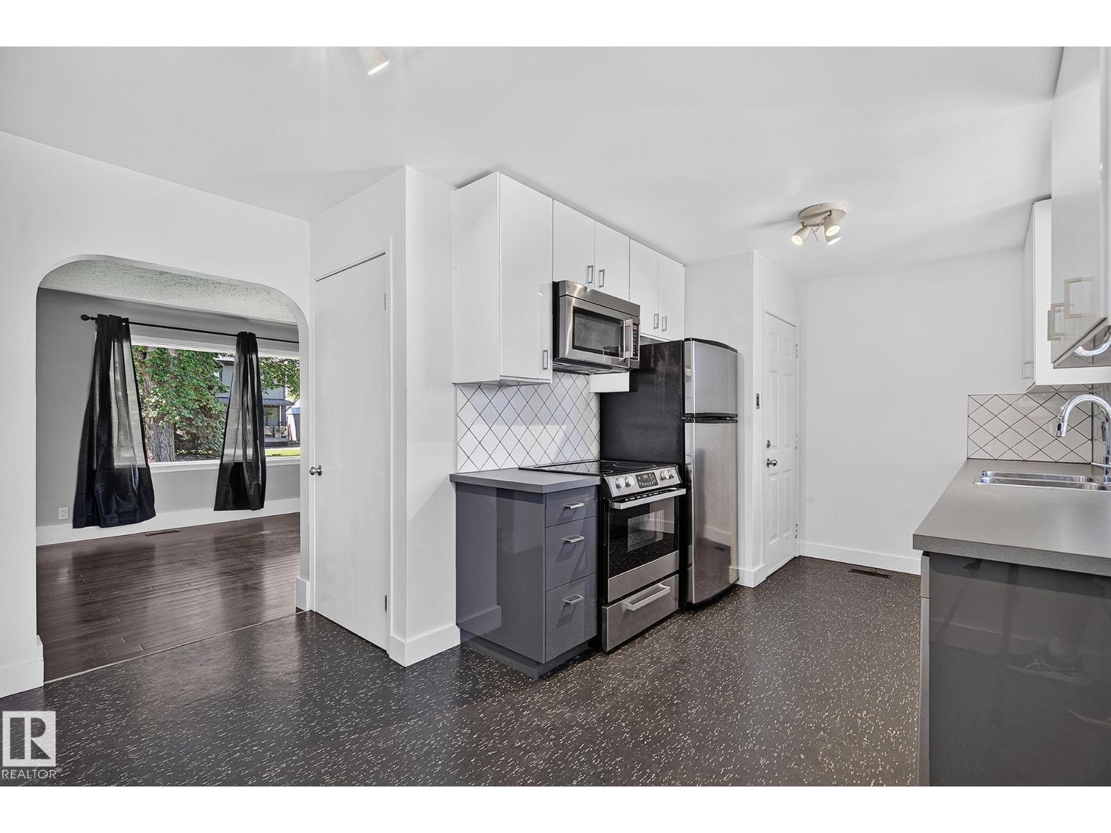 14624 110A AV NW — photo 7