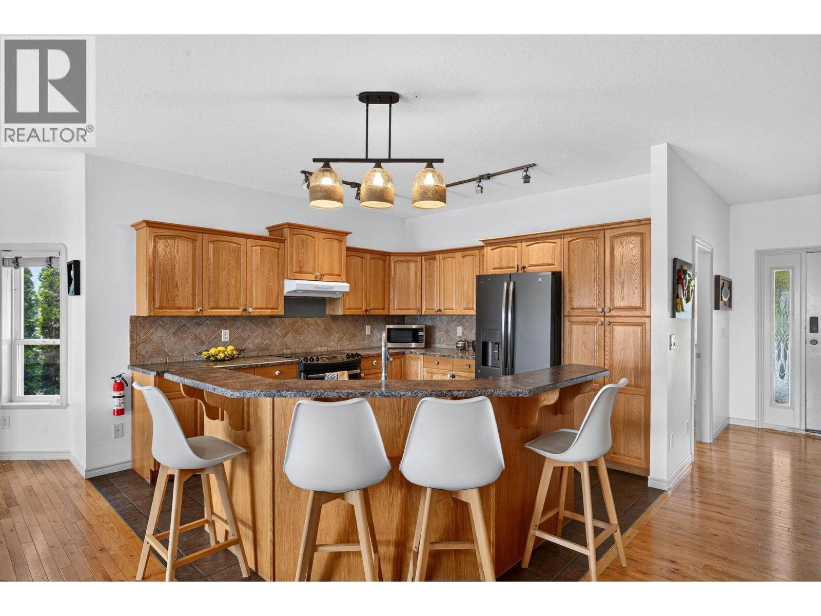 1499 Wilmot Avenue, Kelowna