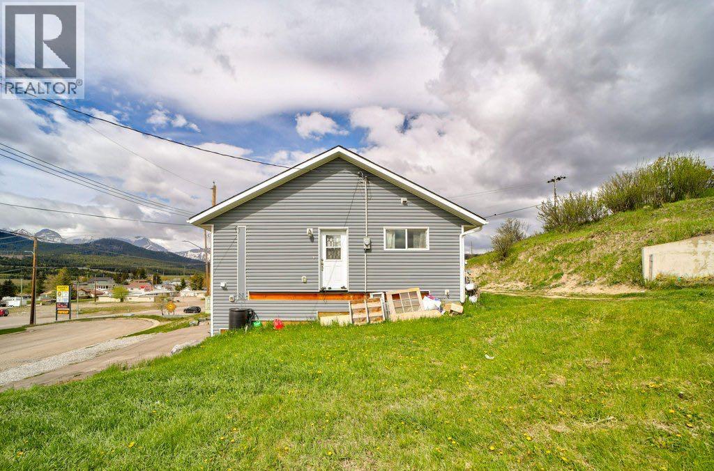 8501 21 Avenue - 36