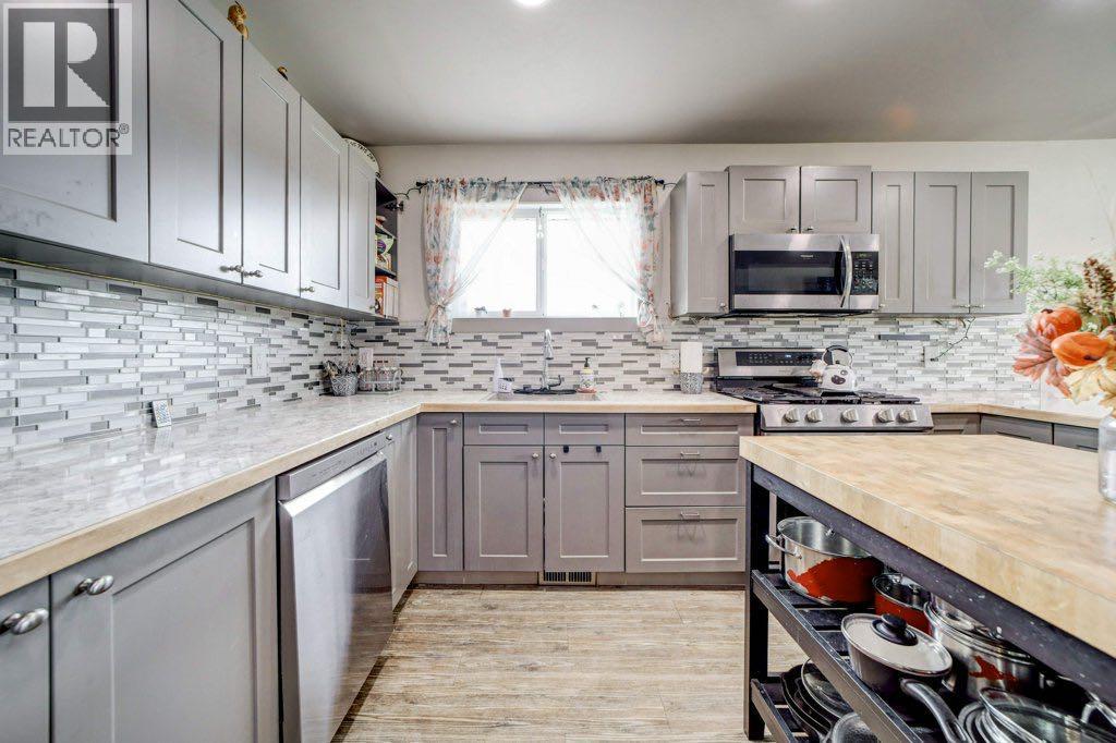 8501 21 Avenue - 7