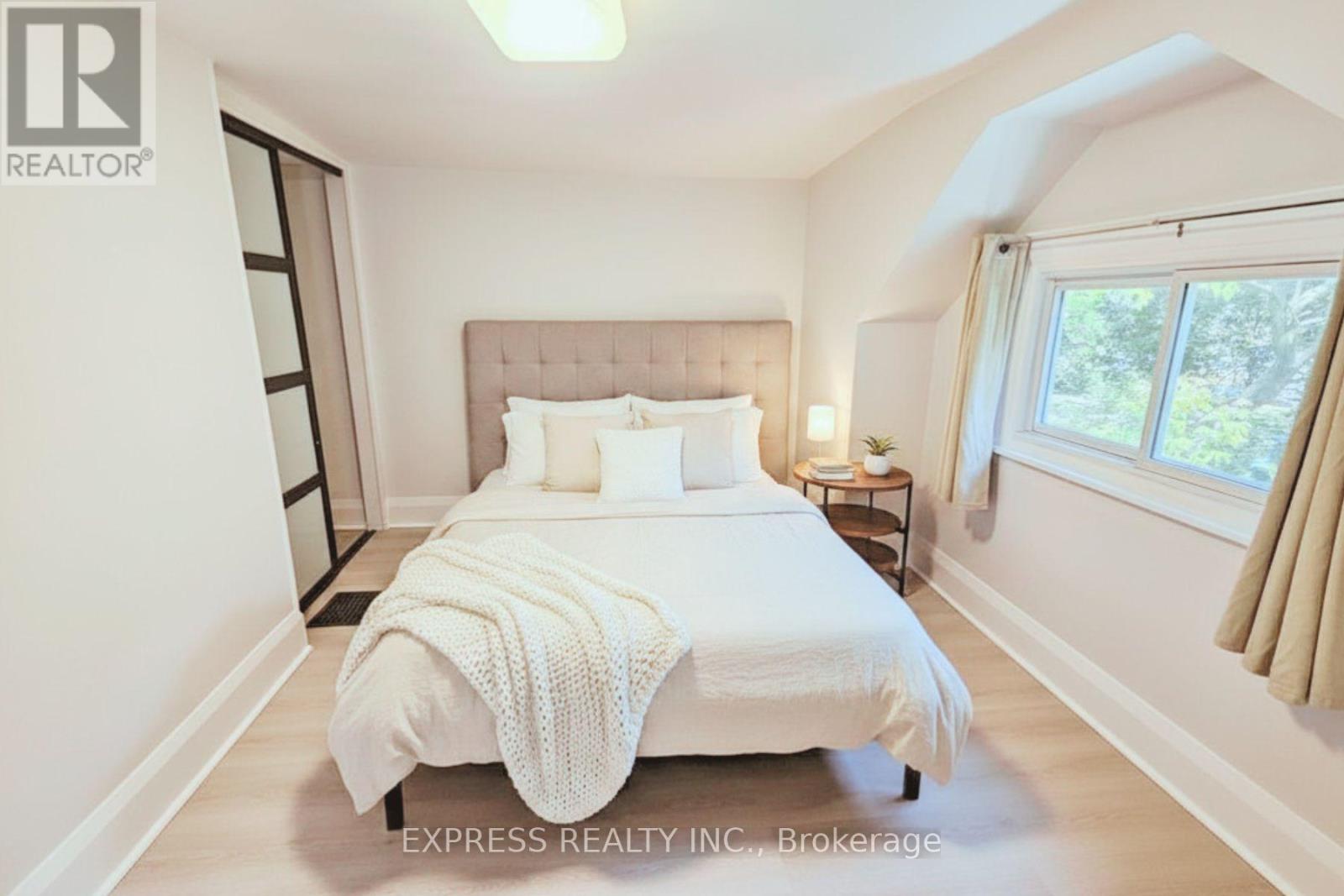 9 BRYANT AVENUE - 20
