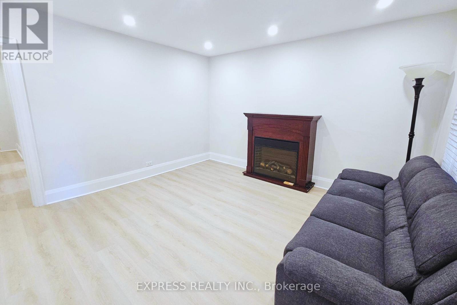 9 BRYANT AVENUE - 9