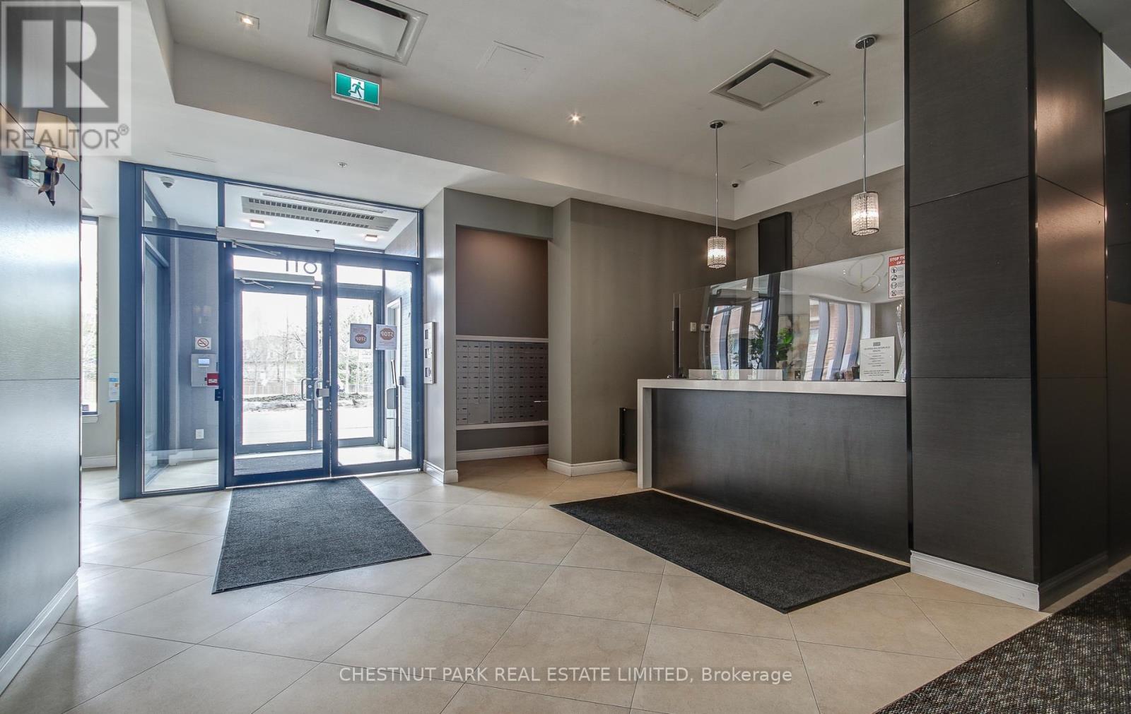 #109 11611 YONGE STREET - 5