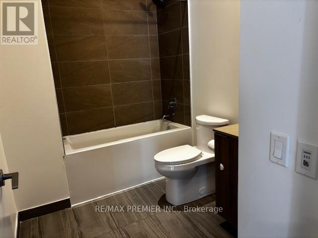 #TH 20 7 BUTTERMILL AVENUE - 7