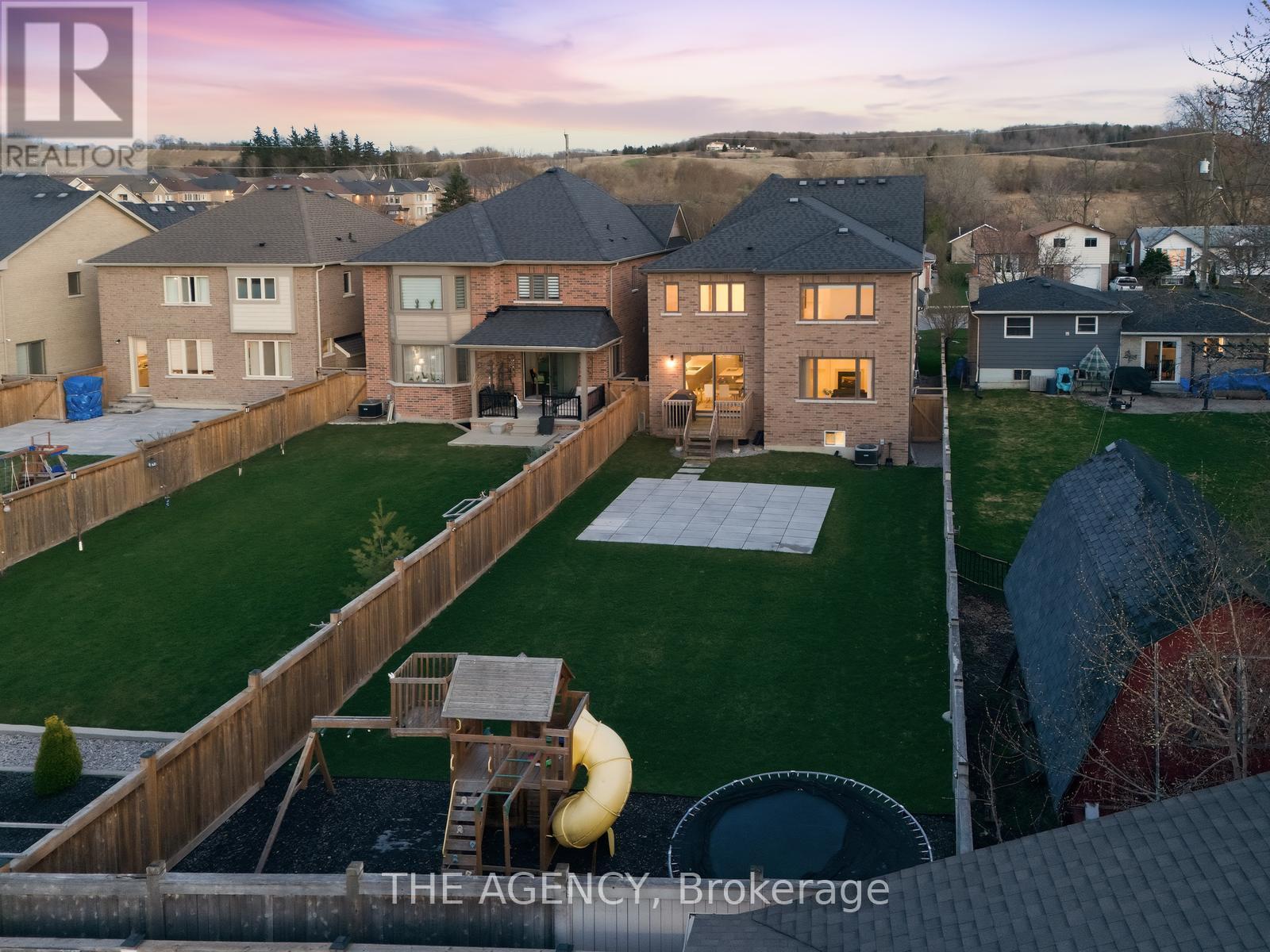 10 MAPLE AVENUE W - 4
