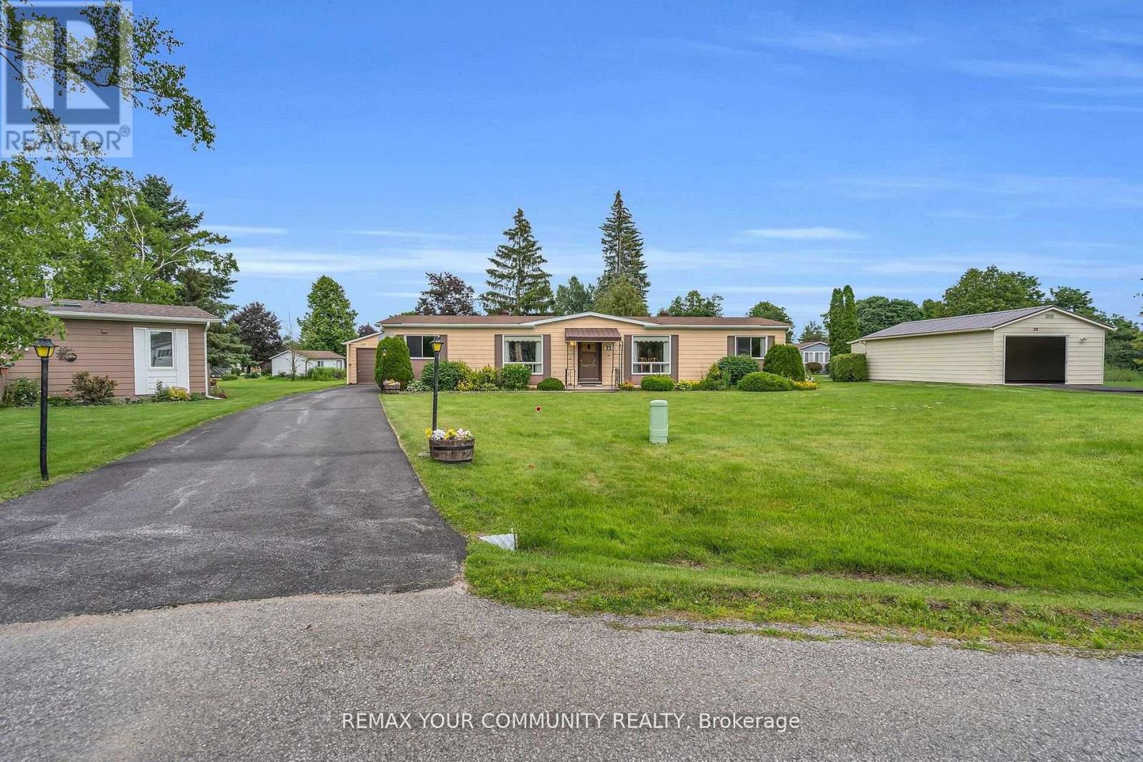 22 EMERY COURT - 2