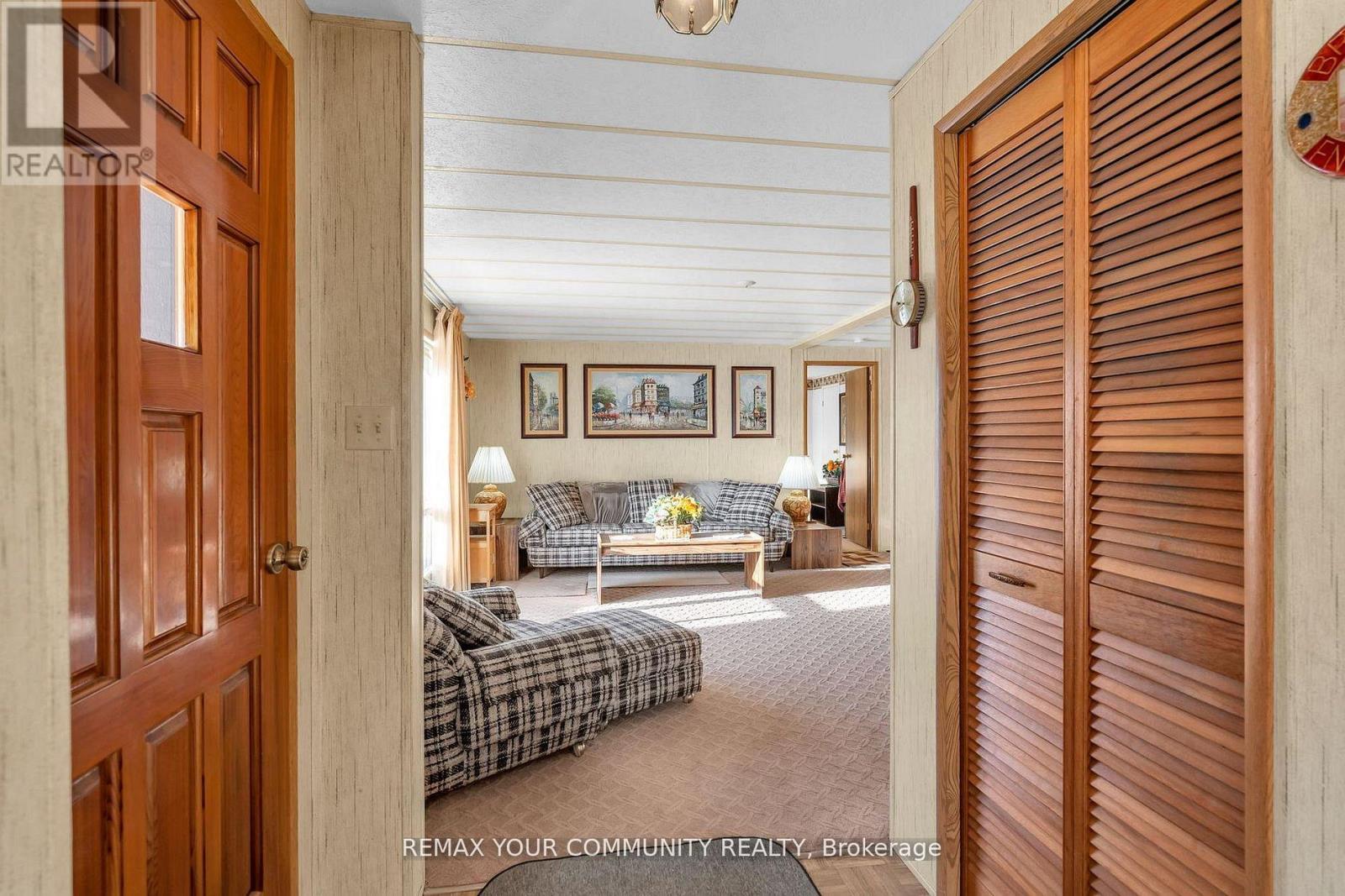 22 EMERY COURT - 8