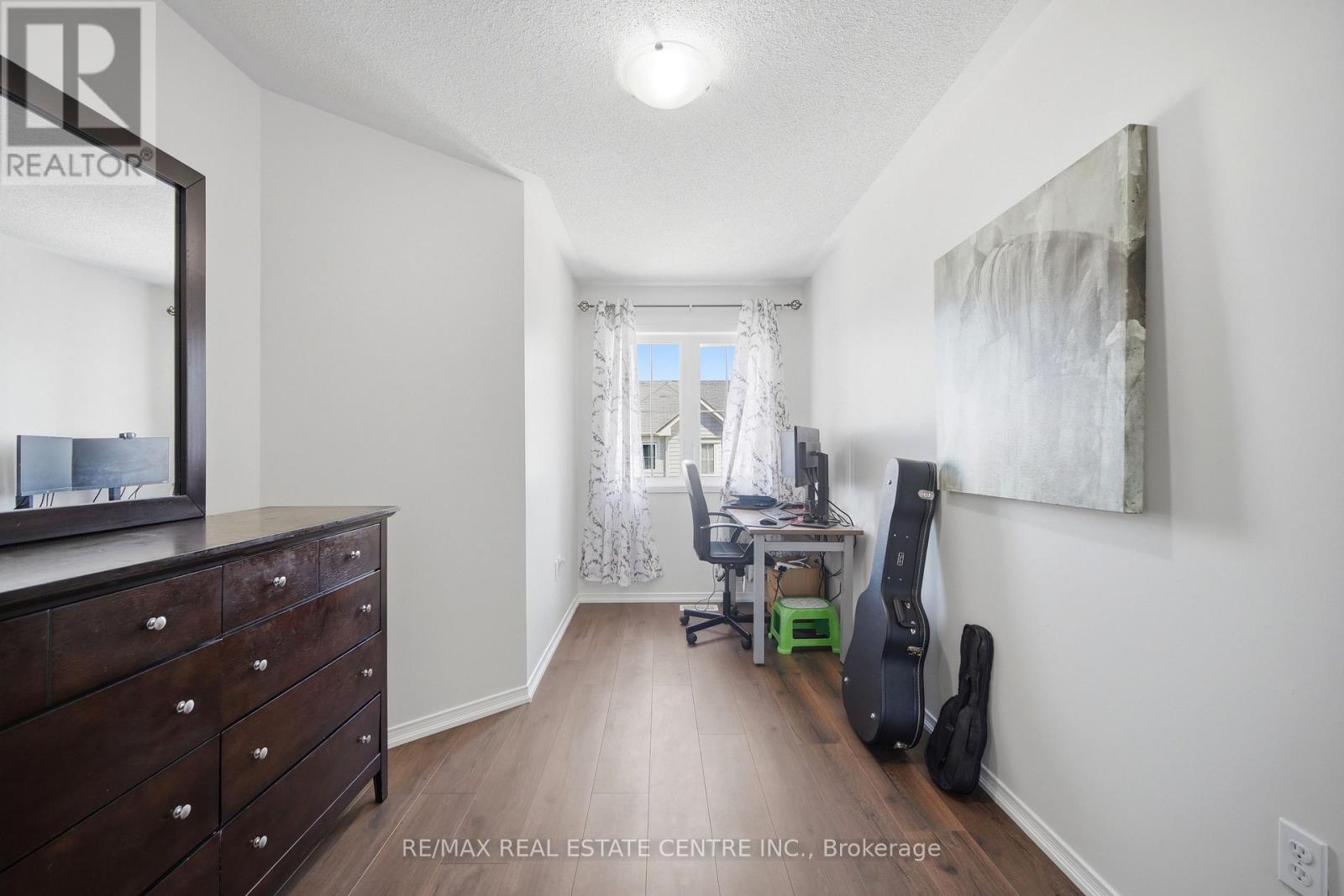 47 MARTINWORTH LANE - 29