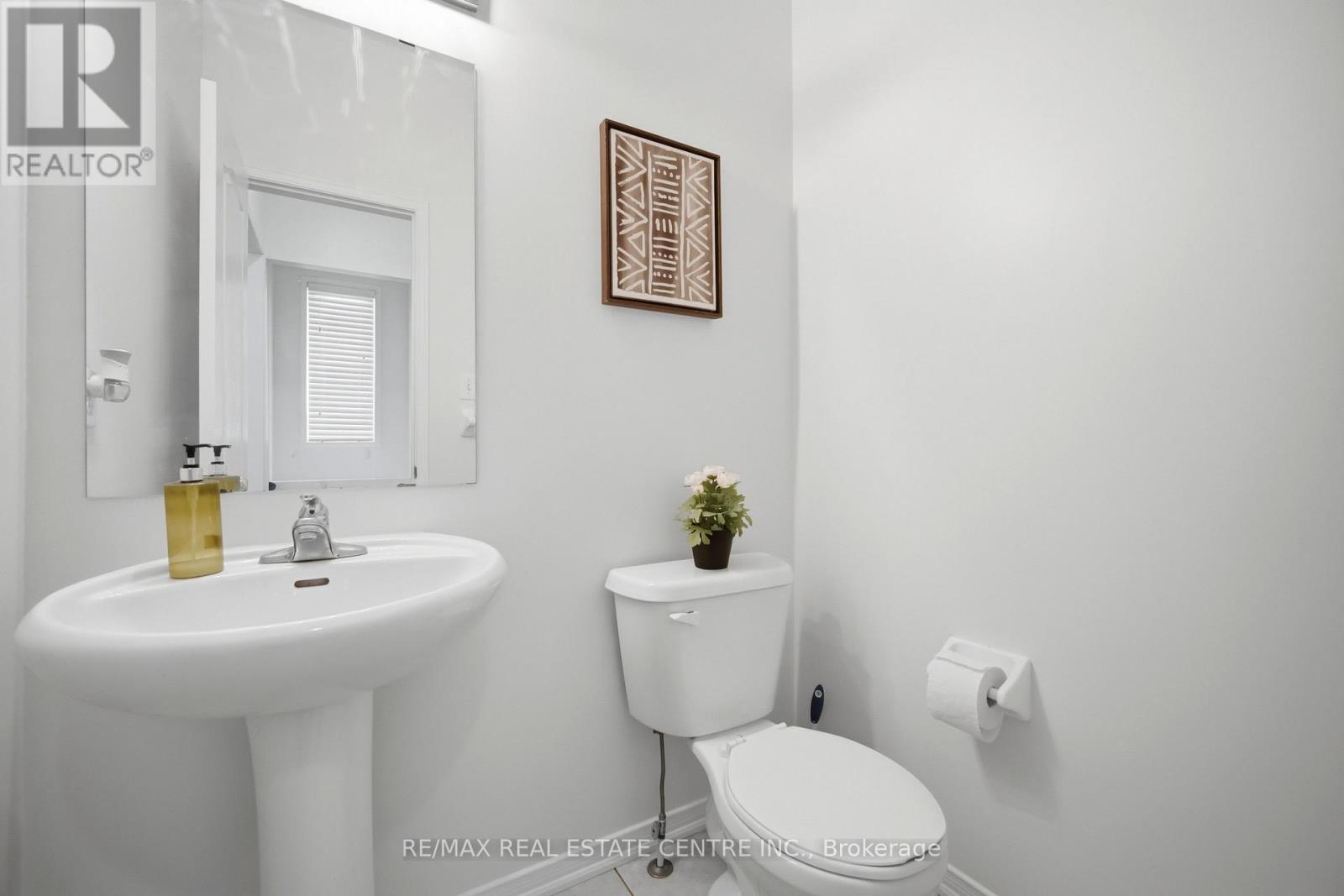 47 MARTINWORTH LANE - 22