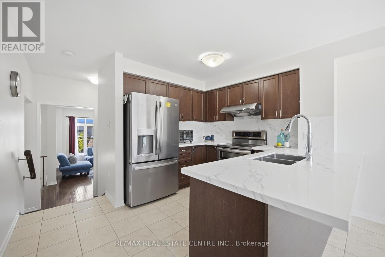 47 MARTINWORTH LANE - 15