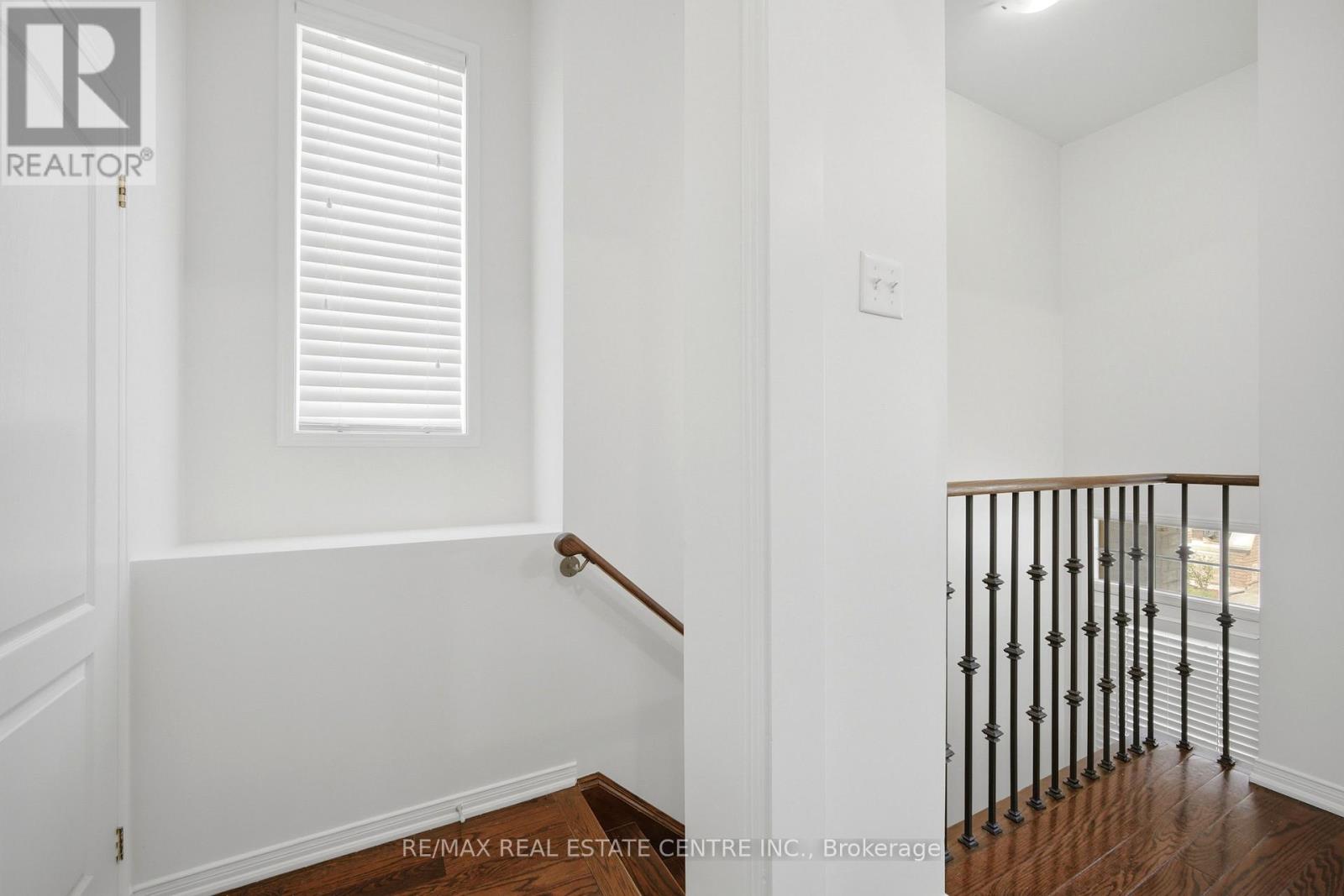 47 MARTINWORTH LANE - 8
