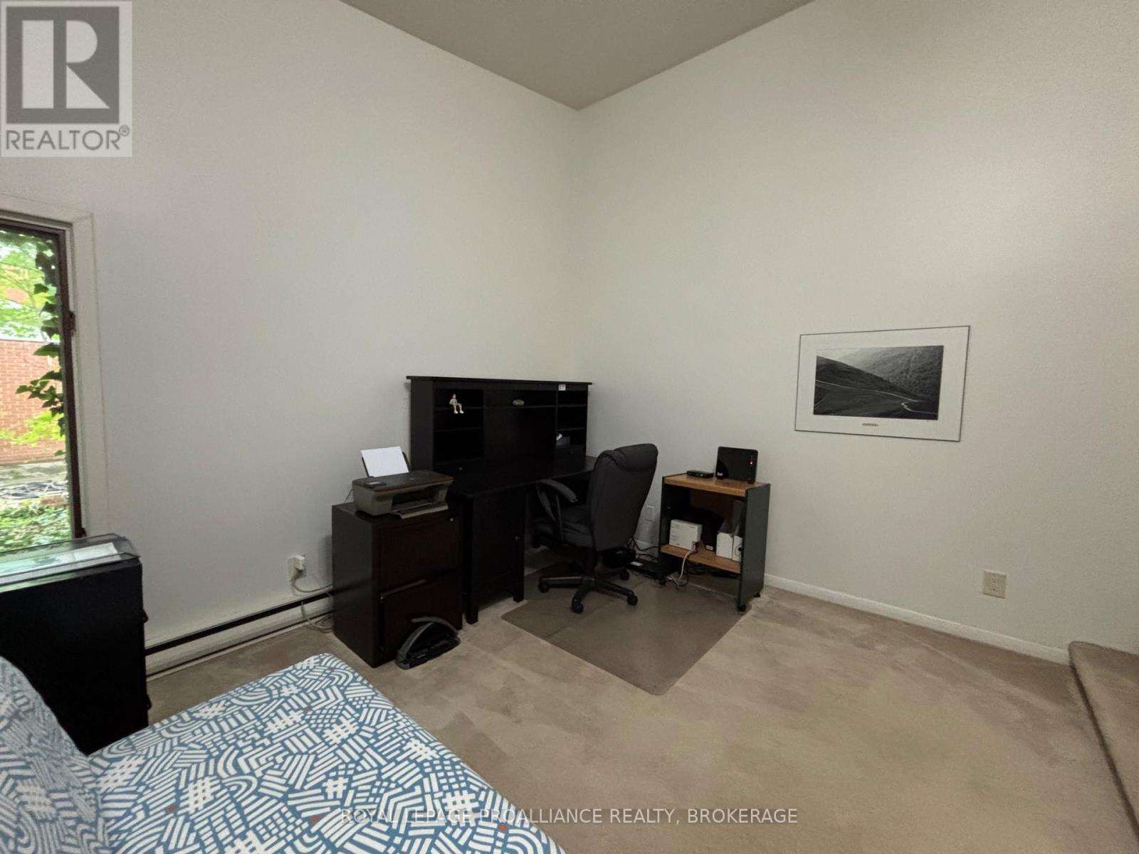 27 RIVERSIDE DRIVE - 22